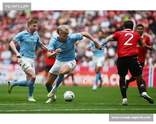 老将续约成焦点,多家俱乐部展开合同谈判 老将续约成焦点,多家俱乐部展开合同谈判