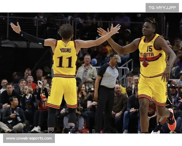 老鹰客场力克马刺，特雷·杨缺阵反促团队篮球